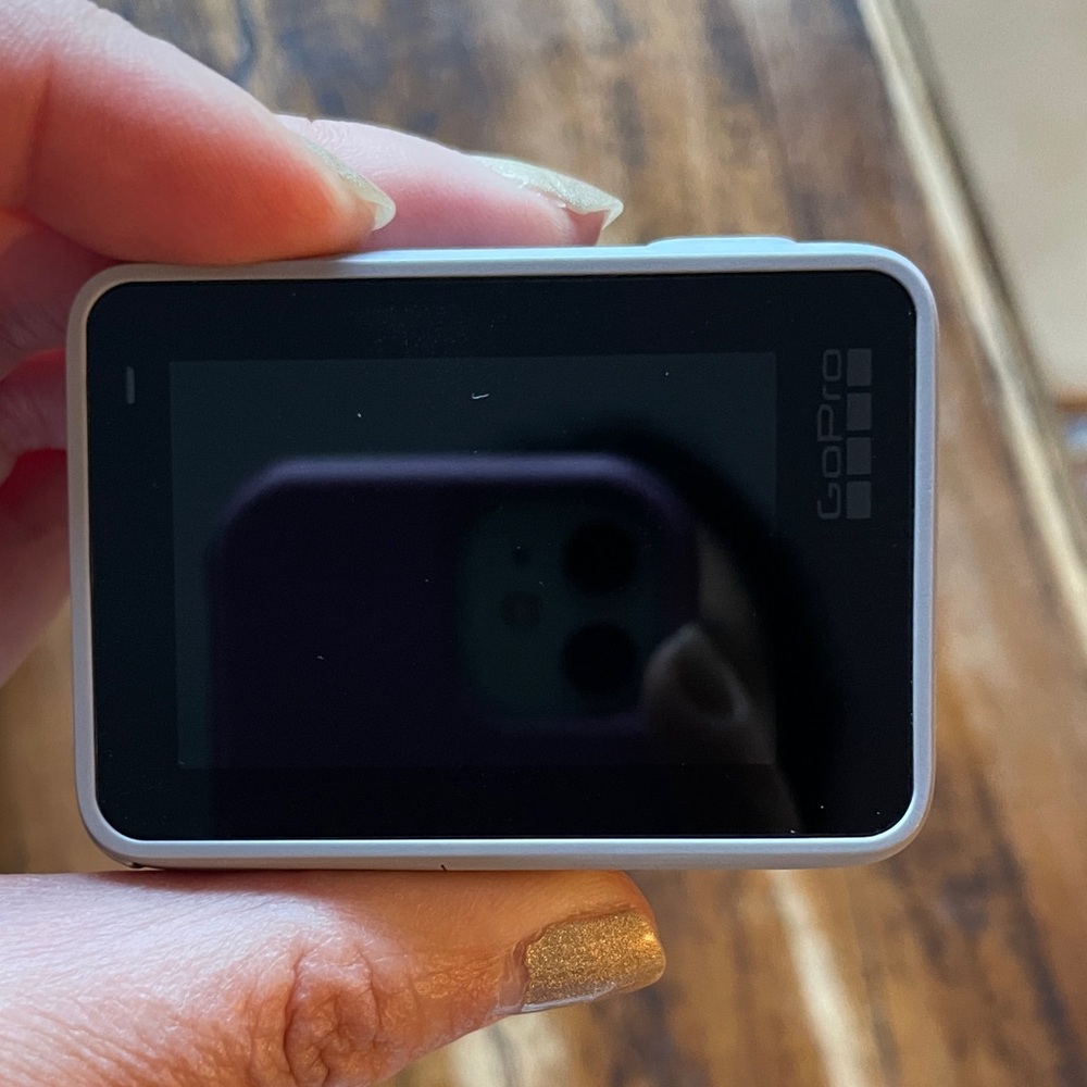 GoPro Hero7 White Action Camera Set - Picture 3 of 7